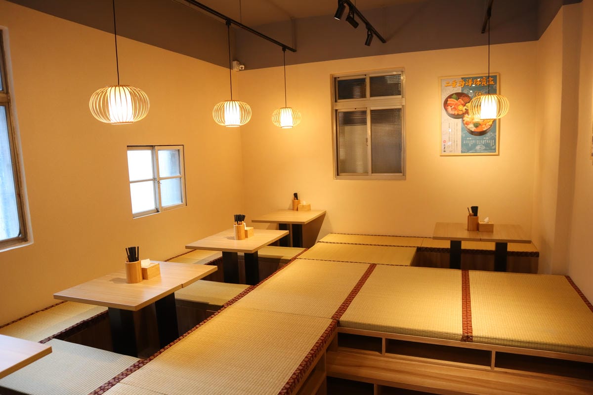 (新北新莊美食)坐著做。海鮮丼飯專門-新莊幸福店,2024下 (新北新莊美食)坐著做。海鮮丼飯專門-新莊幸福店,2024下