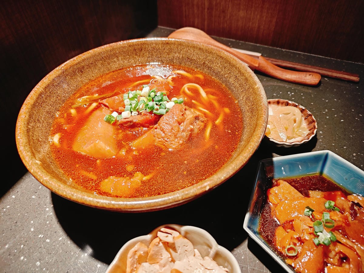 (台北萬華西門餐廳)門前隱味牛肉麵 西門漢口,有著最難預約之 (台北萬華西門餐廳)門前隱味牛肉麵 西門漢口,有著最難預約之