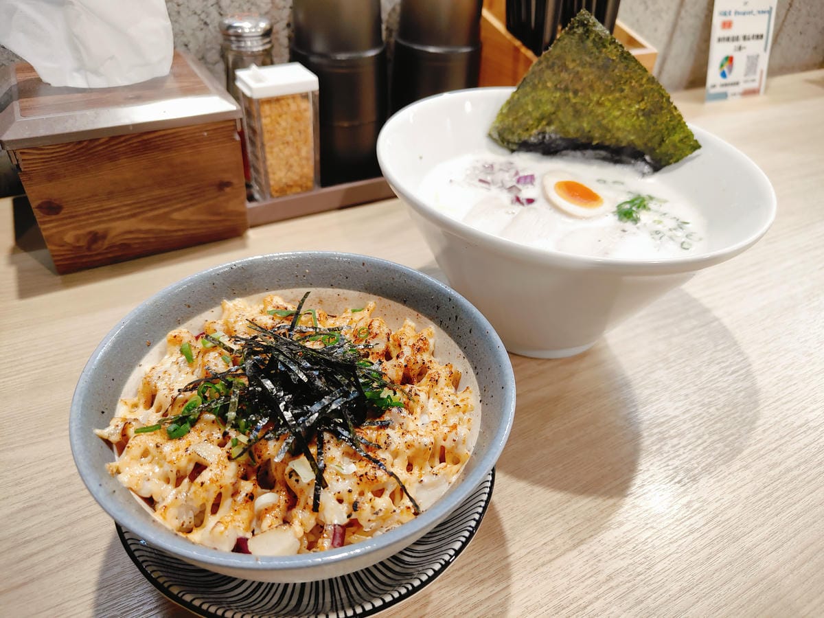 (新北板橋美食)捌玥。泡系雞白湯拉麵，板橋新開拉麵再加一，新