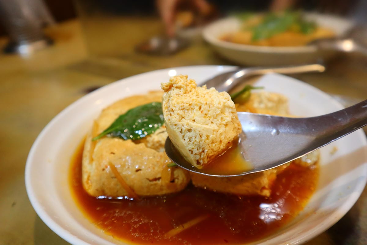 (台北中正美食)臭老闆現蒸臭豆腐-本店,南機場夜市必吃美食。 (台北中正美食)臭老闆現蒸臭豆腐-本店,南機場夜市必吃美食。