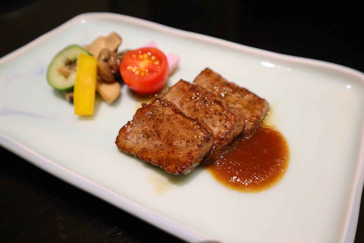 (台北信義美食)心月，主打日式懷石料理，20年以上的信義區老