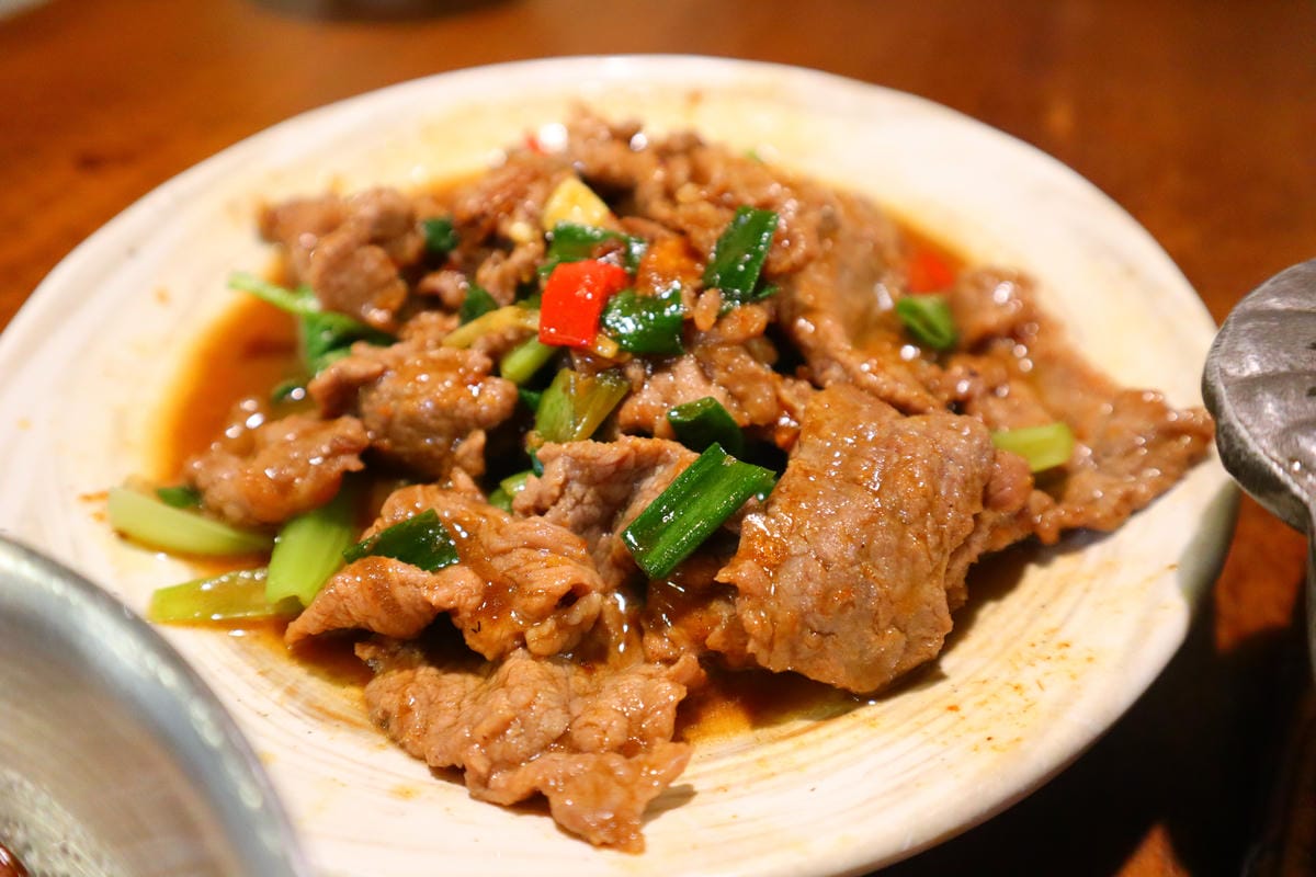 (台北大安美食)喫飯食堂,永康街聚餐首選。在地老字號台菜餐館 (台北大安美食)喫飯食堂,永康街聚餐首選。在地老字號台菜餐館
