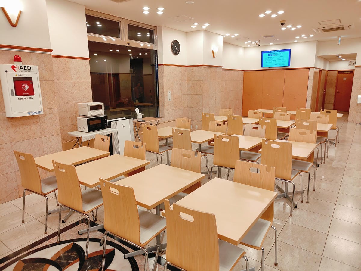 (青森住宿)東横INN 八戶站前,離八戶站走路只需要3分鐘。 (青森住宿)東横INN 八戶站前,離八戶站走路只需要3分鐘。