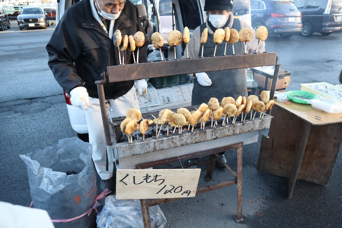 (青森旅遊)館鼻岸壁早市,日本最大且最熱鬧的星期天朝市,除了 (青森旅遊)館鼻岸壁早市,日本最大且最熱鬧的星期天朝市,除了