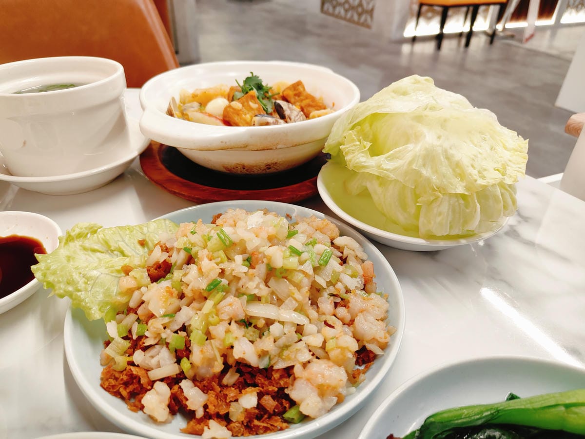 (新北板橋美食)皇品中華樓,三猿廣場B1。 (新北板橋美食)皇品中華樓,三猿廣場B1。