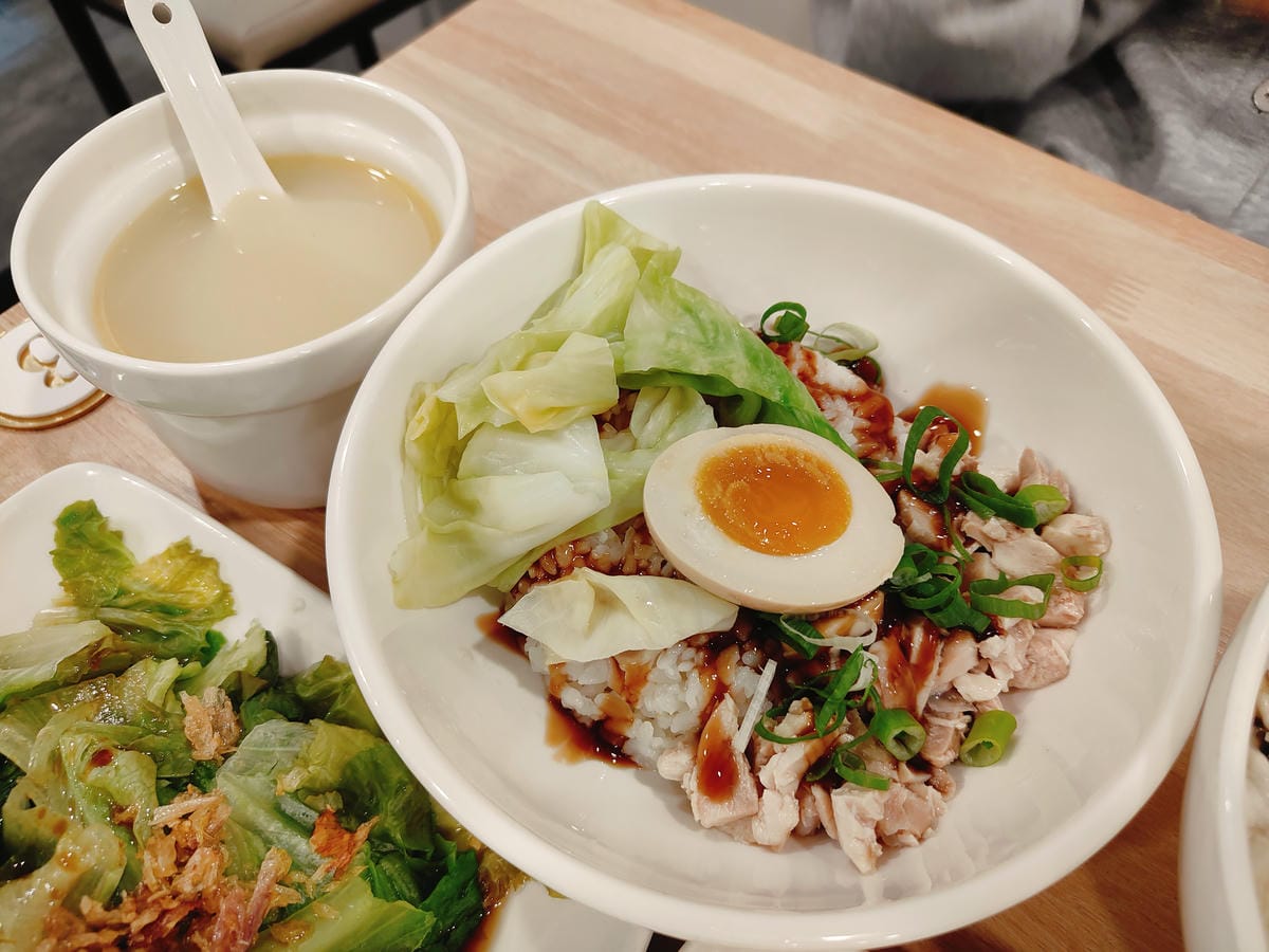 (新北板橋美食)咕咕雞湯麵屋 (新北板橋美食)咕咕雞湯麵屋