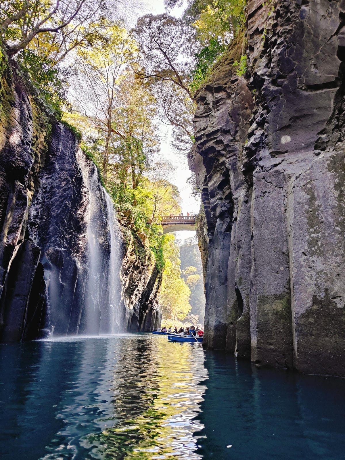 (日本宮崎旅遊)高千穗峽,絕不能錯過「真名井瀑布」,也是日本 (日本宮崎旅遊)高千穗峽,絕不能錯過「真名井瀑布」,也是日本