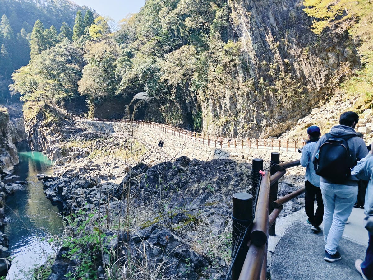 (日本宮崎旅遊)高千穗峽,絕不能錯過「真名井瀑布」,也是日本 (日本宮崎旅遊)高千穗峽,絕不能錯過「真名井瀑布」,也是日本