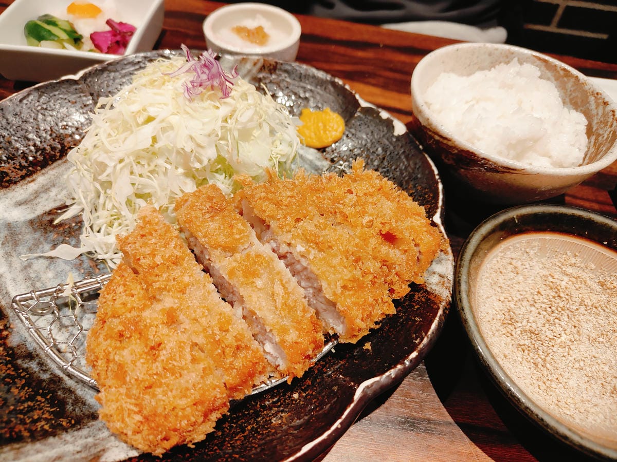(日本熊本美食)勝烈亭 新市街本店 (日本熊本美食)勝烈亭 新市街本店