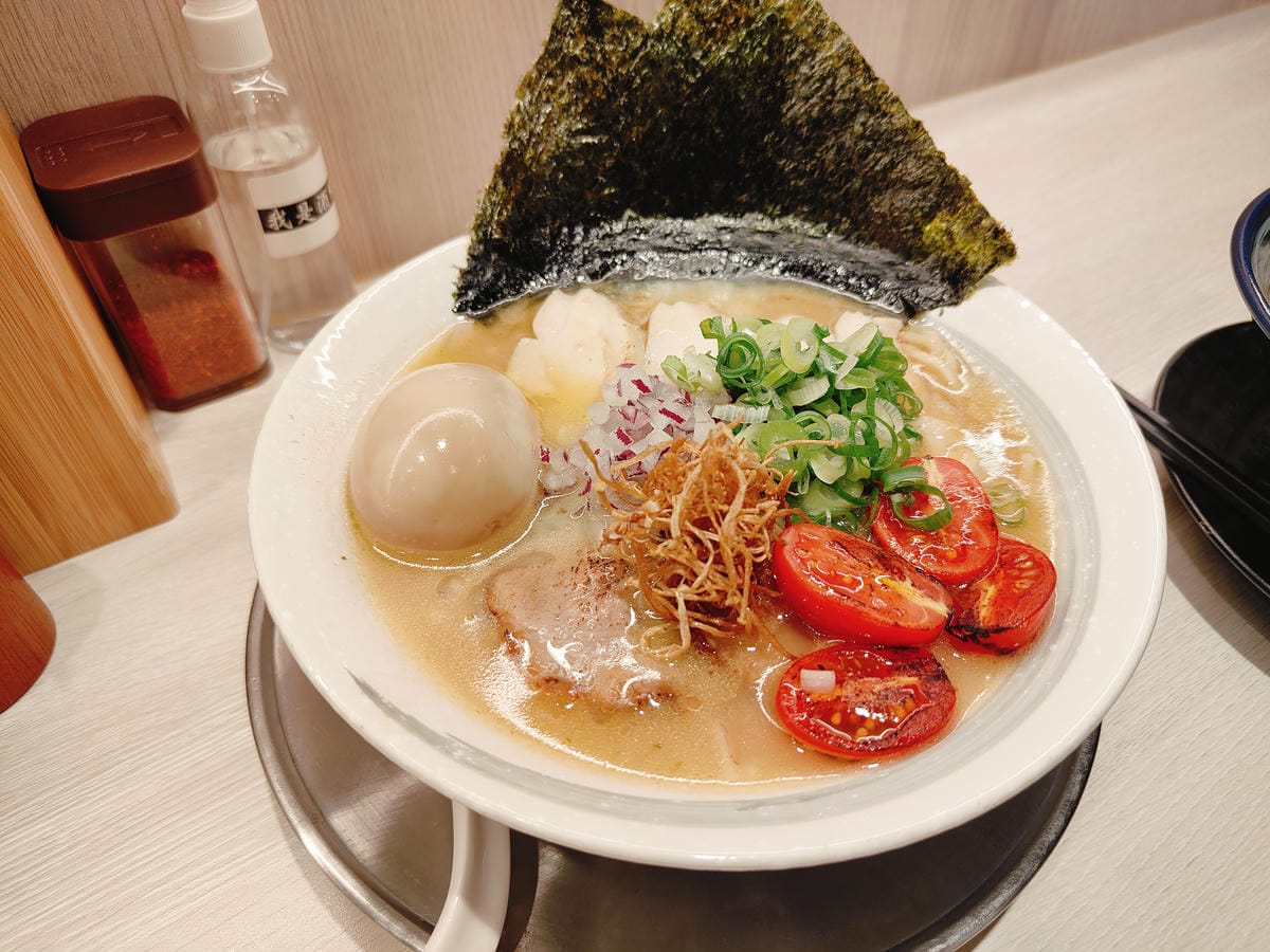 (新北板橋餐廳)麵屋饗,環境寬敞舒適,拉麵可客製湯頭與麵條, (新北板橋餐廳)麵屋饗,環境寬敞舒適,拉麵可客製湯頭與麵條,