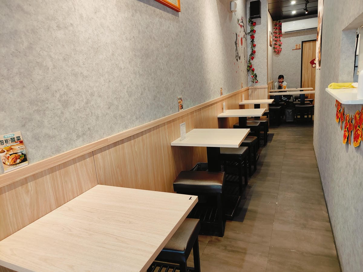 (新北新莊餐廳)二春外鍋燒專賣店新莊店,主打多樣湯頭與豐富配 (新北新莊餐廳)二春外鍋燒專賣店新莊店,主打多樣湯頭與豐富配