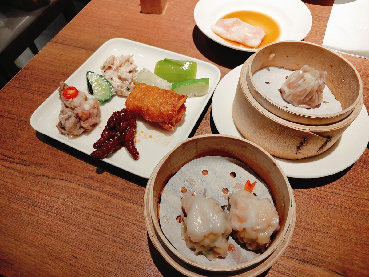 (新北新莊餐廳)村民食堂廚窗港點 新莊i-Tower店，