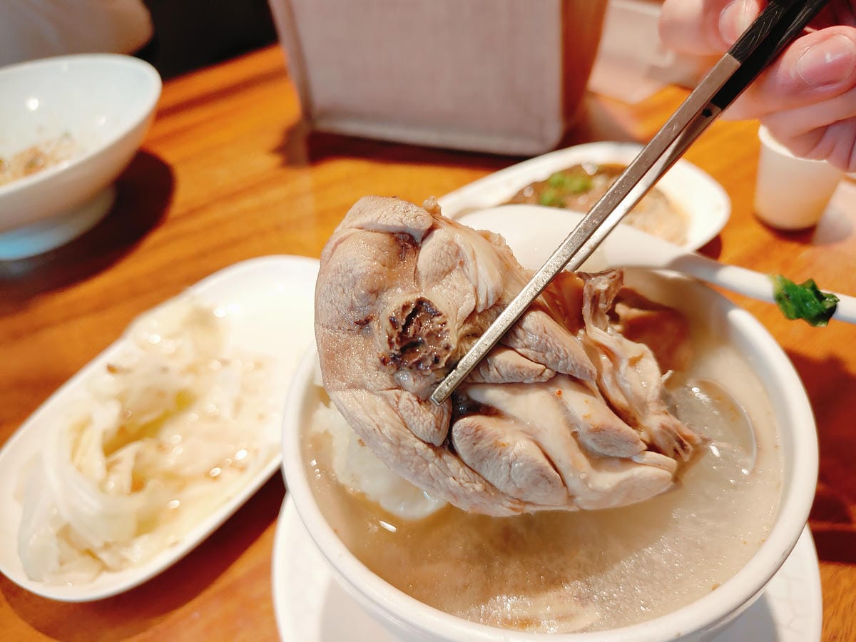 (新北新莊餐廳)雙月食品社 新莊中港店,心心念念的雙月食品社 (新北新莊餐廳)雙月食品社 新莊中港店,心心念念的雙月食品社