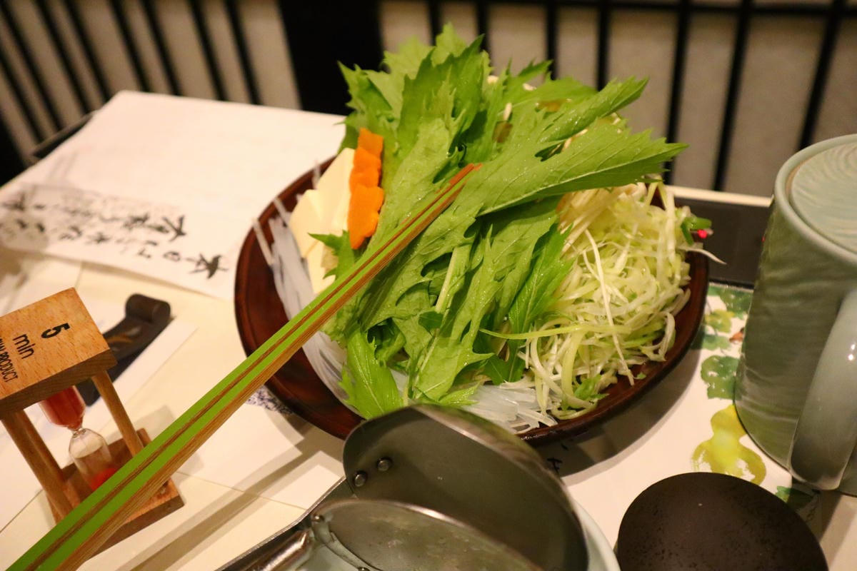 水炊料亭 博多華味鳥 天神店 水炊料亭 博多華味鳥 天神店