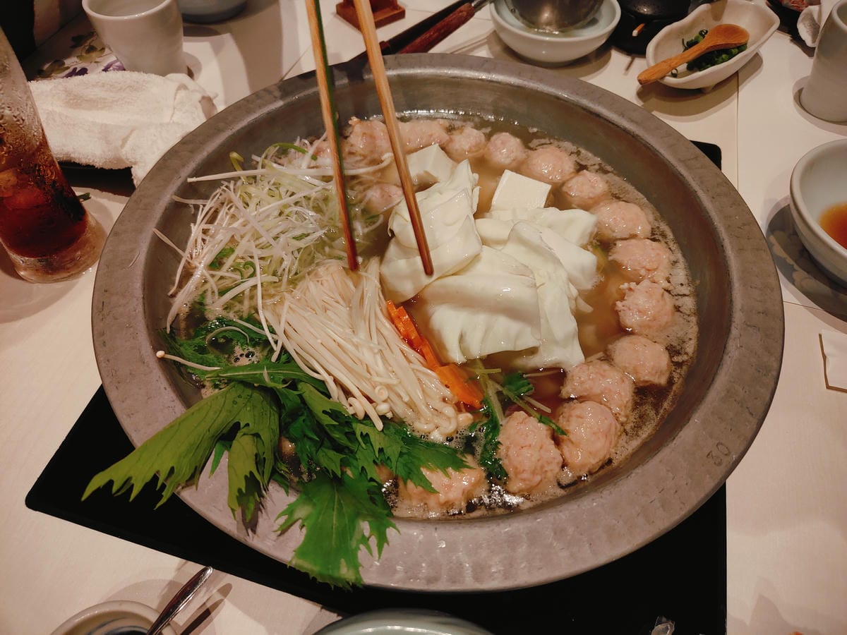水炊料亭 博多華味鳥 天神店 水炊料亭 博多華味鳥 天神店