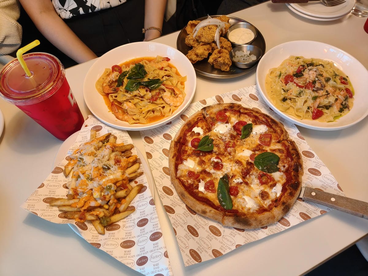 (台北萬華西門餐廳)DOUBLE SINGLE 2-西門街頭 (台北萬華西門餐廳)DOUBLE SINGLE 2-西門街頭