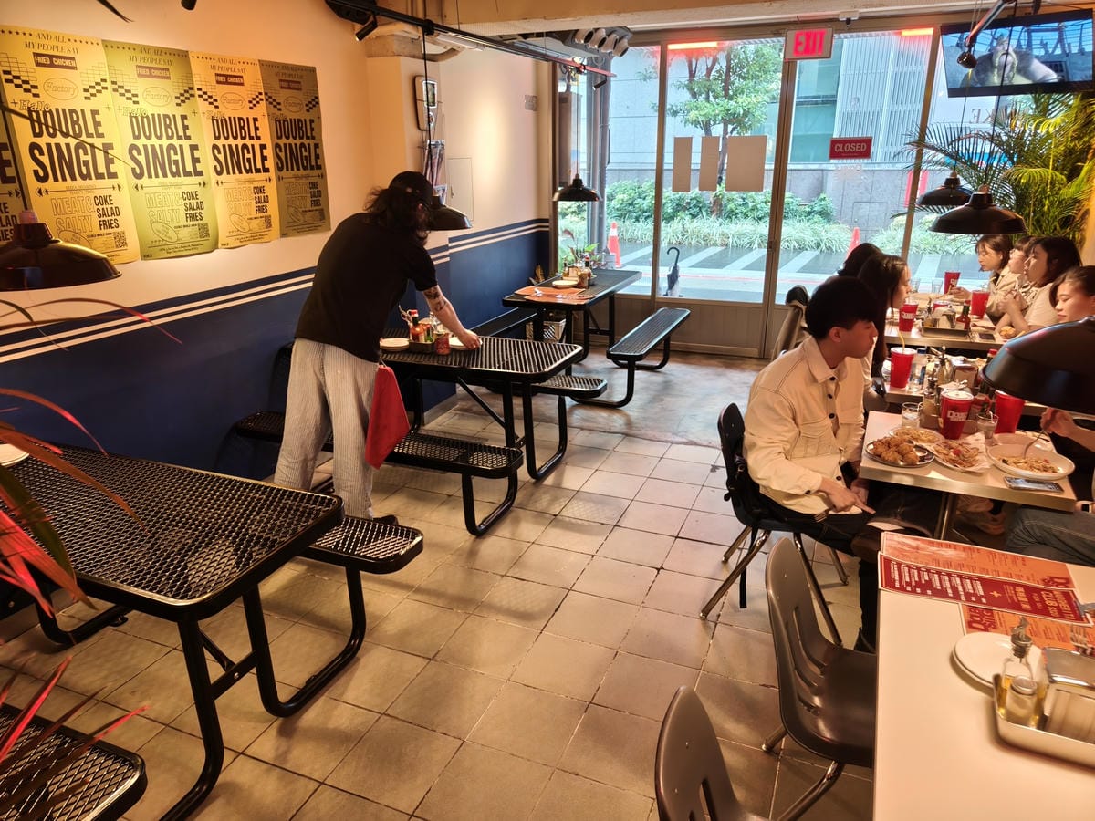 (台北萬華西門餐廳)DOUBLE SINGLE 2-西門街頭 (台北萬華西門餐廳)DOUBLE SINGLE 2-西門街頭