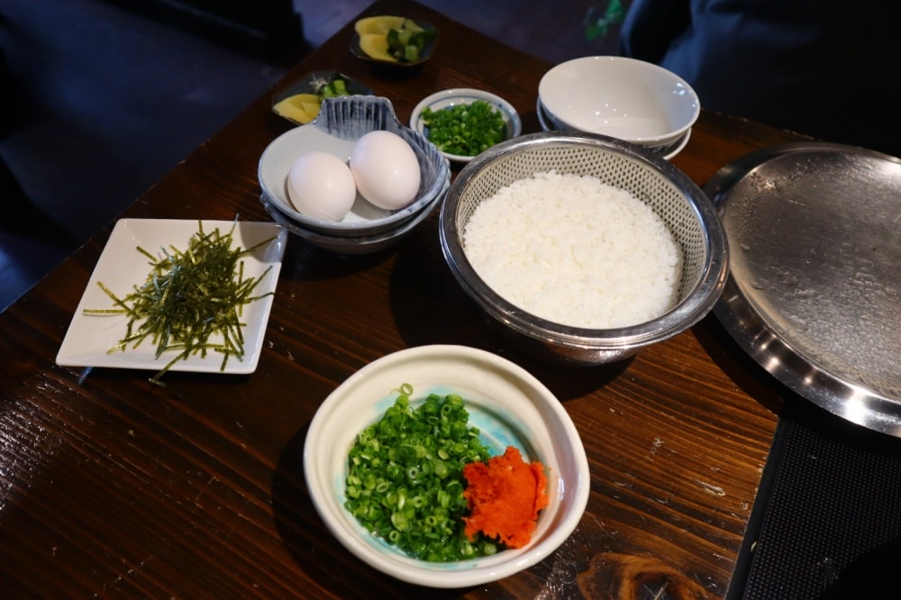 (兵庫餐廳)ふぐ幸-河豚料理餐廳，姬路商店街必吃美食。新鮮河豚生魚片Q彈，火鍋雜炊湯頭鮮甜。近JR姬路站。
